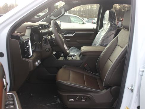 New 2026 GMC Sierra 1500 Denali image 13