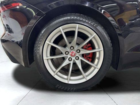 Used 2018 Jaguar F-TYPE Coupe image 53