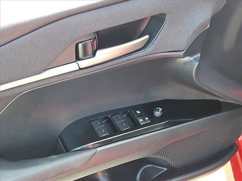 Used 2025 Toyota Camry LE FWD image 10