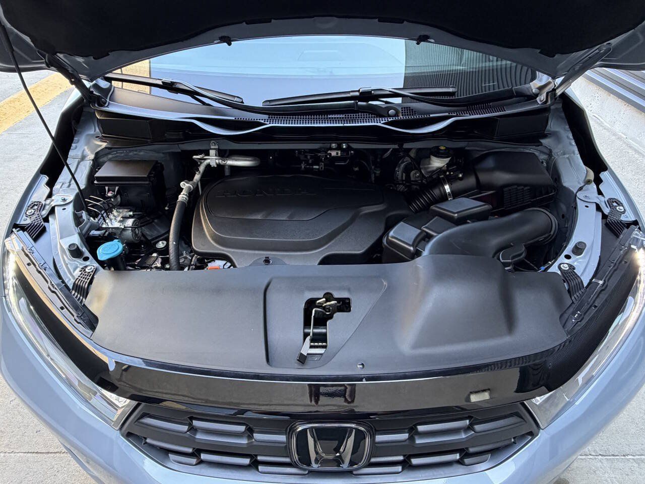 Used 2025 Honda Odyssey Sport-L image 36