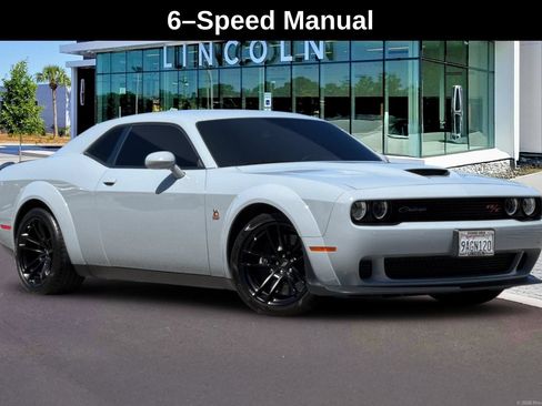 Used 2021 Dodge Challenger R/T Scat Pack RWD image 2