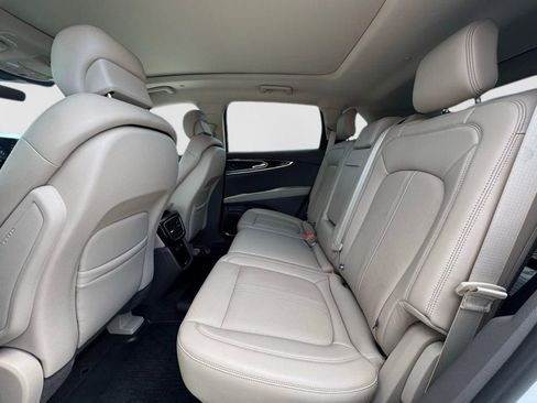 Used 2023 Lincoln Nautilus Reserve w/ Equipment Group 201A AWD/4WD image 12
