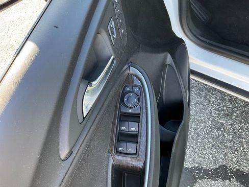 Used 2023 Chevrolet Malibu LT image 8