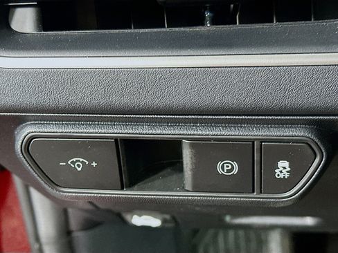 Used 2025 Kia K4 LXS image 17