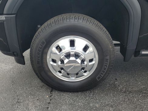 Used 2025 GMC Sierra 3500 Denali Ultimate image 5