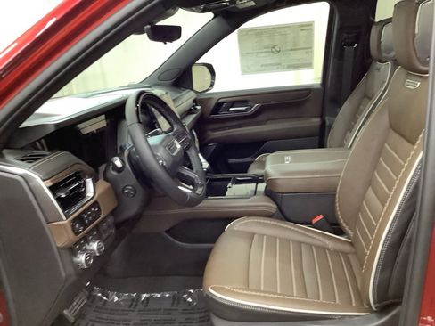 New 2026 GMC Yukon Denali Ultimate image 17