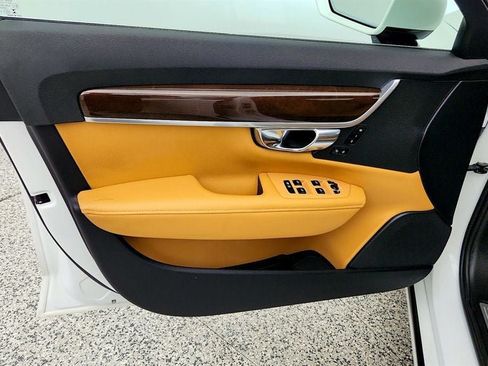 Used 2017 Volvo S90 T6 Momentum w/ Vision Package AWD/4WD image 11