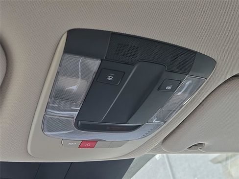 Certified 2025 Kia Sorento S FWD image 68