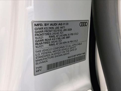 Used 2023 Audi Q8 Premium Plus w/ Premium Plus Package AWD/4WD image 34