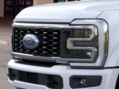 New 2026 Ford F450 Platinum w/ FX4 Off-Road Package AWD/4WD image 17