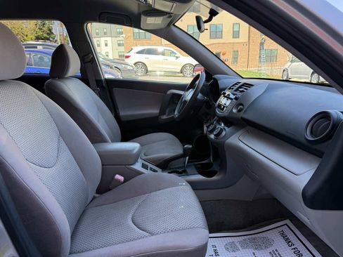 Used 2006 Toyota RAV4 2WD image 10