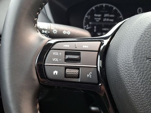 Used 2025 Honda HR-V EX-L image 21