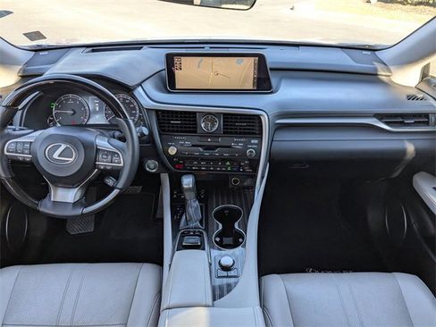 Used 2018 Lexus RX 350L FWD image 16