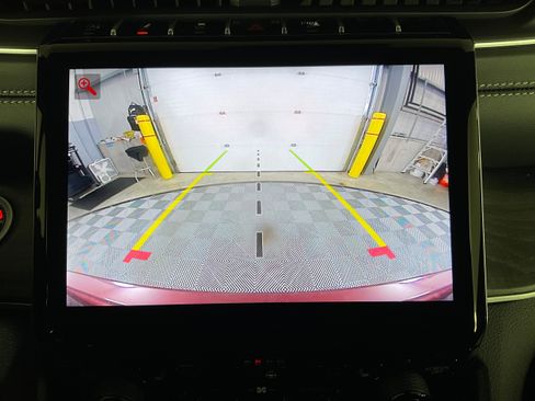 New 2025 Jeep Grand Cherokee Limited image 13