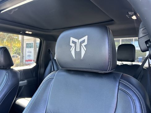 Used 2022 Ford F250 Lariat w/ Black Appearance Package image 16