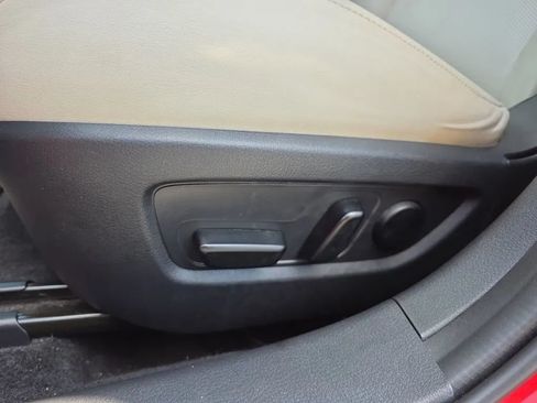 Used 2021 MAZDA CX-30 FWD 2.5 S w/ Premium Package image 16