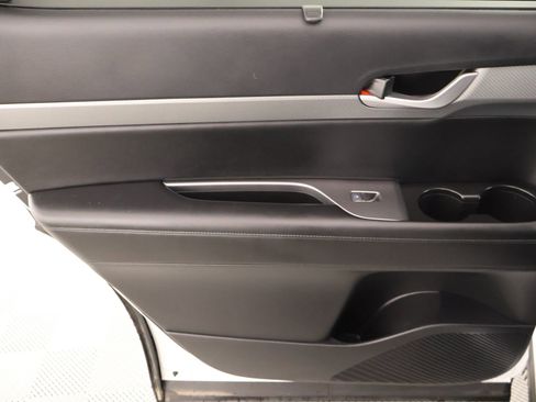 Certified 2025 Hyundai Palisade SEL image 18