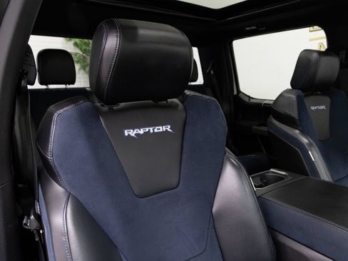 Used 2019 Ford F150 Raptor w/ Equipment Group 802A Luxury AWD/4WD image 21