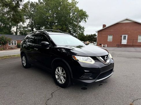 Used 2016 Nissan Rogue SV FWD image 8