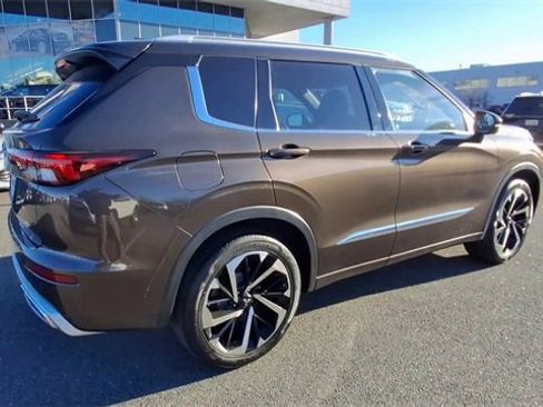 Used 2022 Mitsubishi Outlander SEL image 8