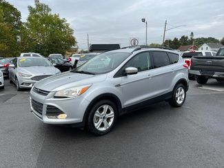 Used 2015 Ford Escape SE w/ Equipment Group 201A image 1