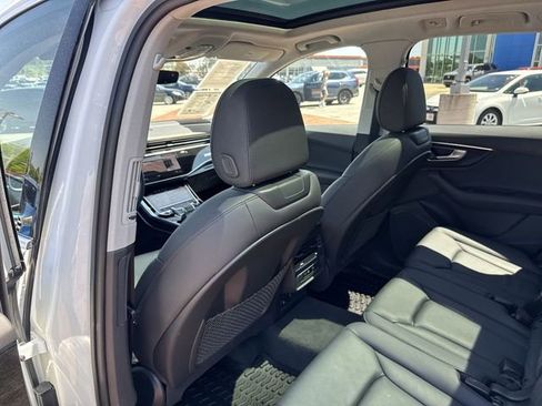 Used 2022 Audi Q7 3.0T Premium AWD/4WD image 24