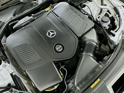 Used 2024 Mercedes-Benz E 350 4MATIC Sedan w/ Airmatic Package image 31