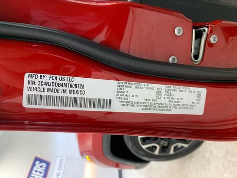 Used 2021 Jeep Compass Trailhawk AWD/4WD image 14