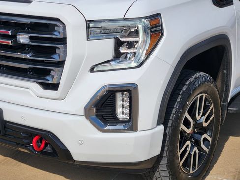Used 2021 GMC Sierra 1500 AT4 w/ AT4 Premium Package AWD/4WD image 10