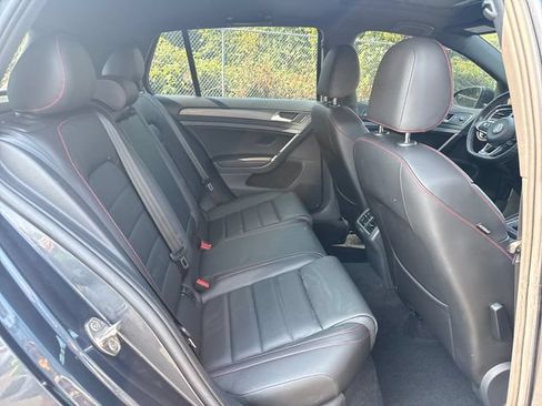 Used 2019 Volkswagen GTI SE FWD image 10
