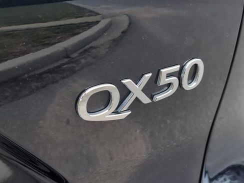 Used 2024 INFINITI QX50 Luxe FWD image 5