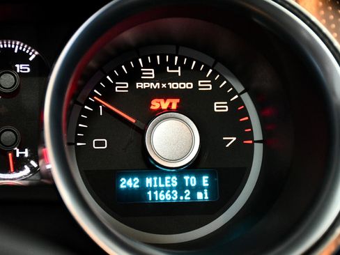 Used 2012 Ford Mustang Shelby GT500 w/ Electronics Pkg image 27