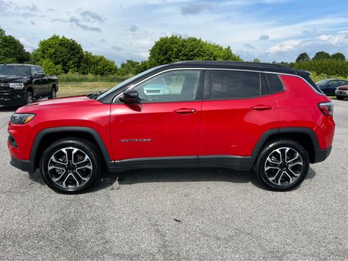 Used 2024 Jeep Compass Limited AWD/4WD image 6
