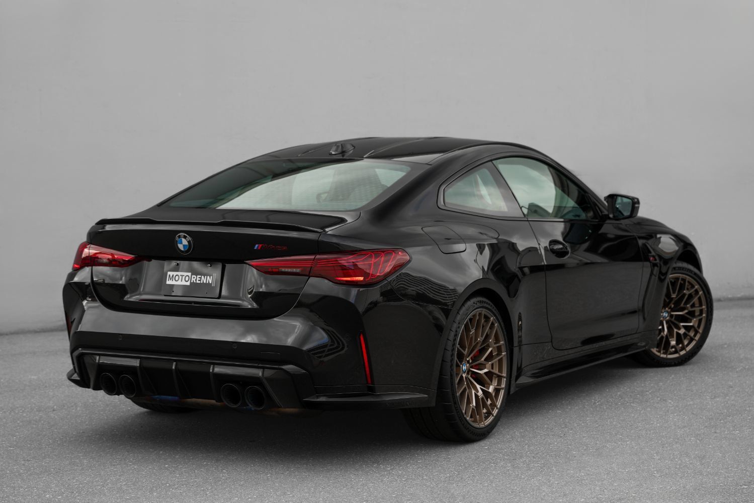 Used 2025 BMW M4 CS AWD/4WD image 3