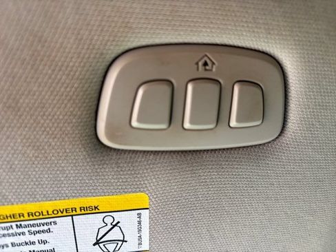 Used 2019 Ford Expedition Limited w/ Equipment Group 301A RWD image 53
