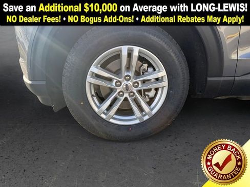 Used 2022 Ford Explorer XLT image 13