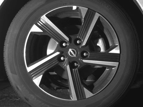 Used 2025 Nissan Sentra SV image 13