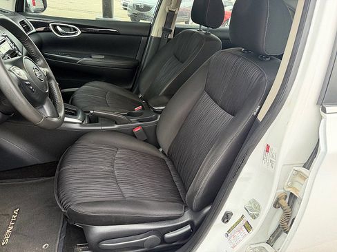 Used 2017 Nissan Sentra SV image 10