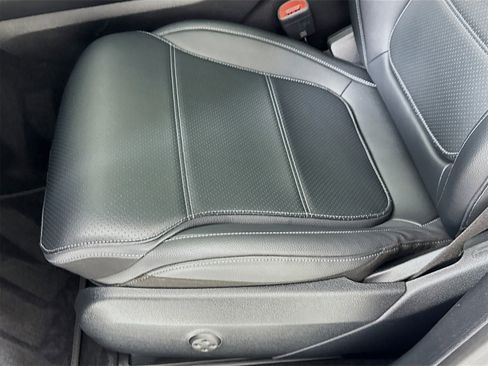 Certified 2024 Mercedes-Benz GLC 300 4MATIC image 19