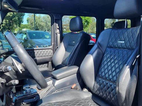 Used 2017 Mercedes-Benz G 63 AMG 4MATIC image 5