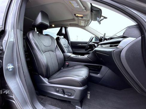 Used 2025 INFINITI QX60 Pure AWD/4WD image 15
