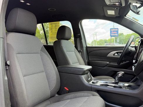 Used 2024 Chevrolet Traverse LT w/ LPO, Floor Liner Package AWD/4WD image 14