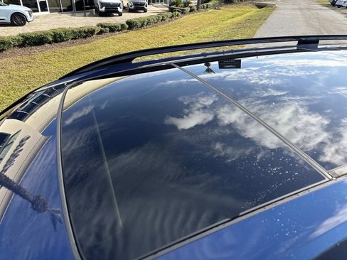 Used 2021 BMW X7 xDrive40i w/ Premium Package 2 image 11