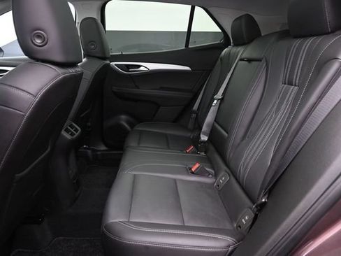 Used 2024 Buick Envision Avenir AWD/4WD image 11