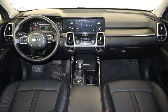 Used 2021 Kia Sorento S w/ Panoramic Sunroof Package FWD image 12