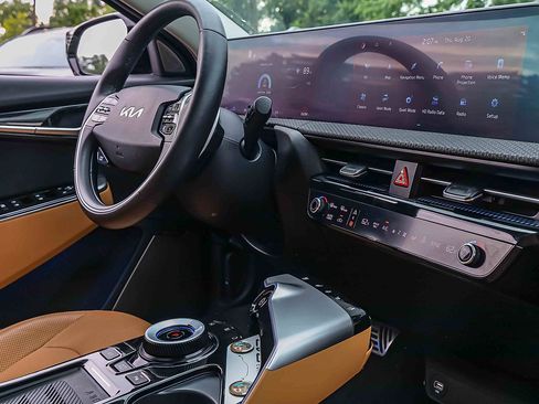 Certified 2023 Kia EV6 GT-Line AWD/4WD image 26