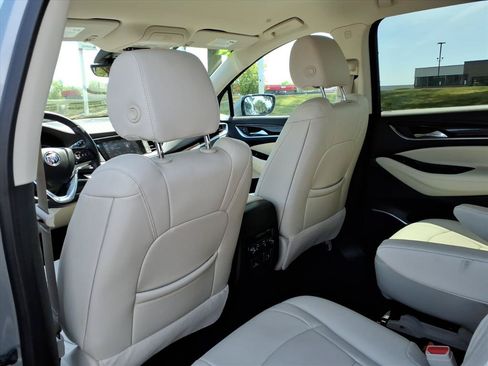 Used 2024 Buick Enclave Premium AWD/4WD image 27