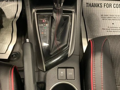 Used 2016 Toyota Corolla S Special Edition FWD image 27