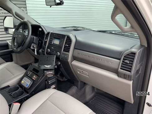 Used 2018 Ford F250 XL w/ Power Equipment Group RWD image 26