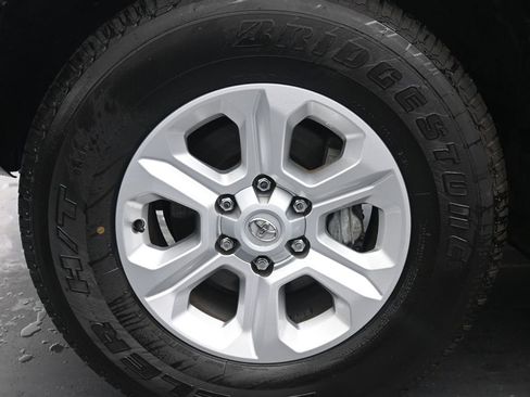 Used 2024 Toyota 4Runner SR5 image 14